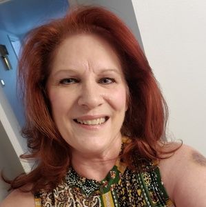 Meet your Posher, Gena